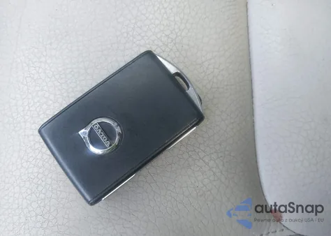 2016 Volvo Xc90 T6 Momentum from USA, damaged, VIN YV4A22PK0G1065434